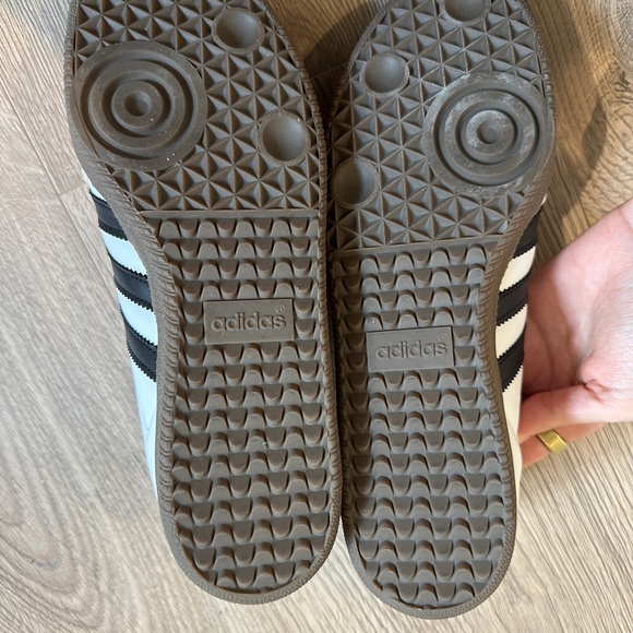 Adidas Samba Sneakers - Picture 4 of 7